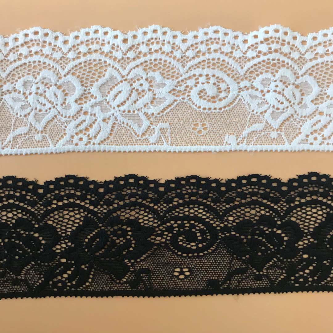 Exquisite Elastic Lace Trim, A - Vintage Sewing Textile recension och pris