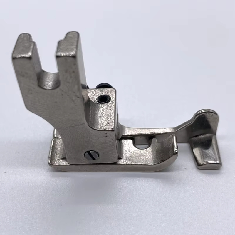 810 Straw Hat Presser Foot, Ed - Sewing Tt recension och pris
